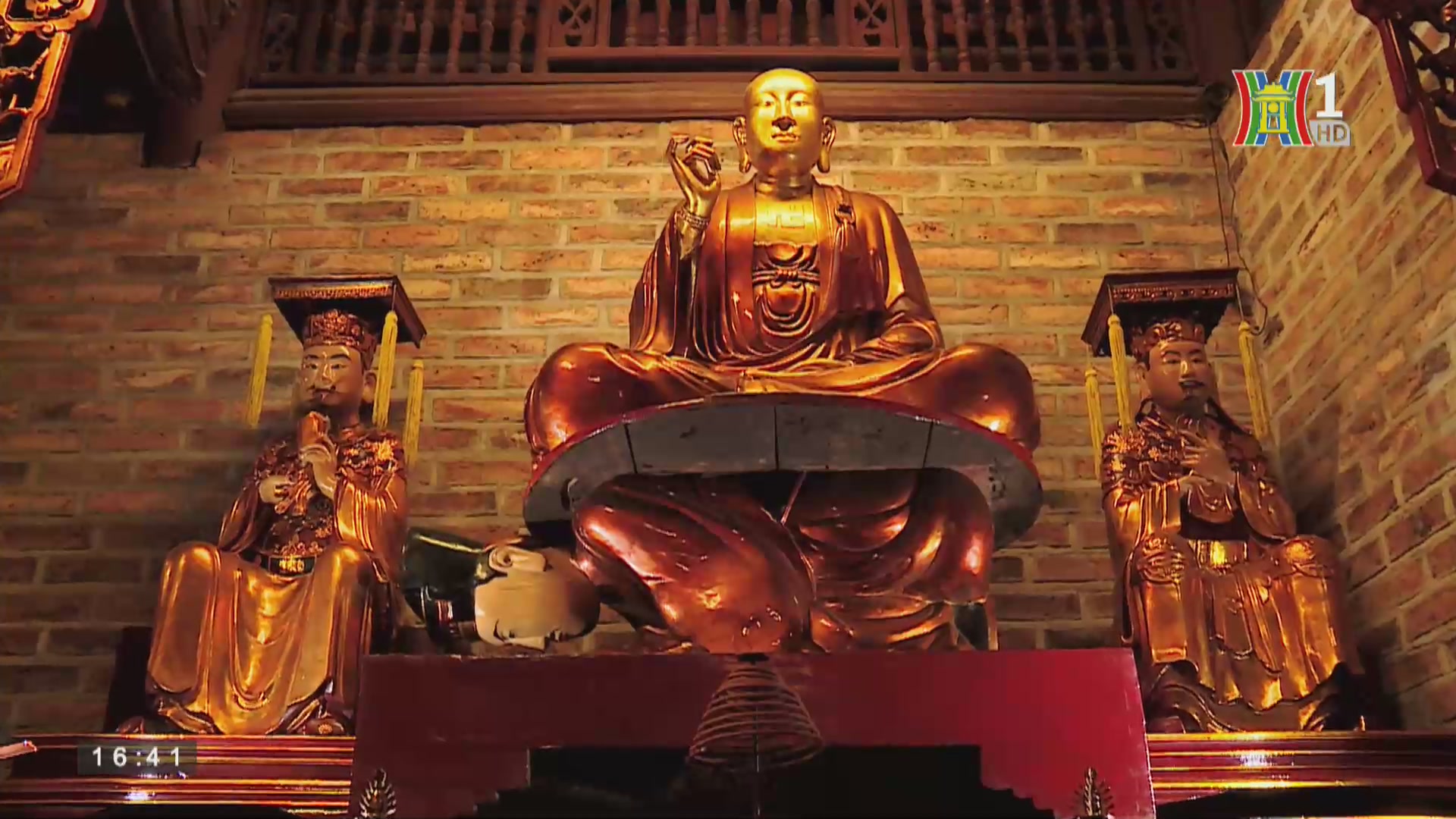 Ký sự Hà Nội: Pho tượng kép "Phật ngồi trên lưng vua"