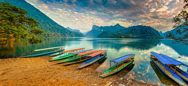 Hồ Ba Bể trong Top 20 hồ nước ngọt đẹp nhất thế giới 