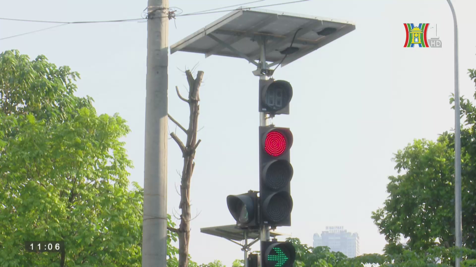 Ứng dụng năng lượng mặt trời vào đèn tín hiệu giao thông